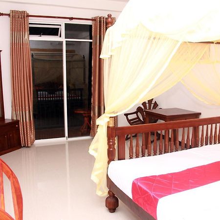 Sun Rest Mirissa Hotel Banduramulla ภายนอก รูปภาพ