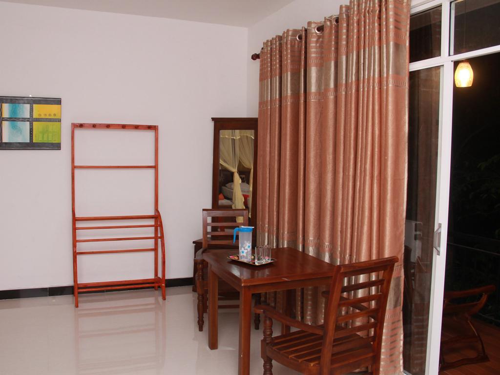Sun Rest Mirissa Hotel Banduramulla ภายนอก รูปภาพ