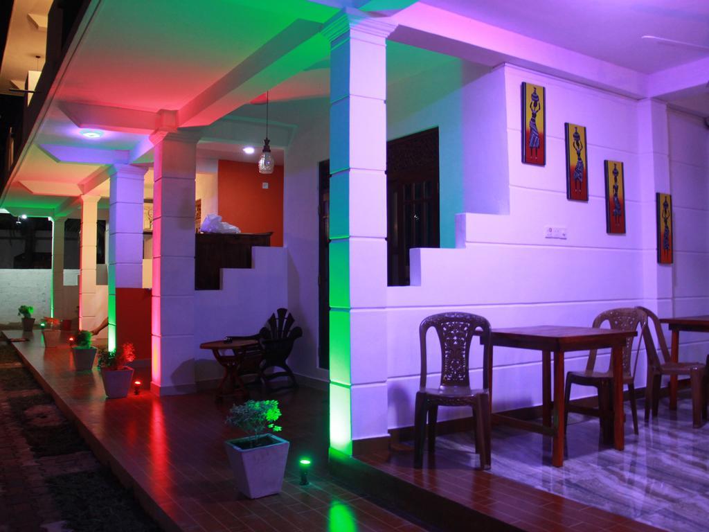 Sun Rest Mirissa Hotel Banduramulla ภายนอก รูปภาพ