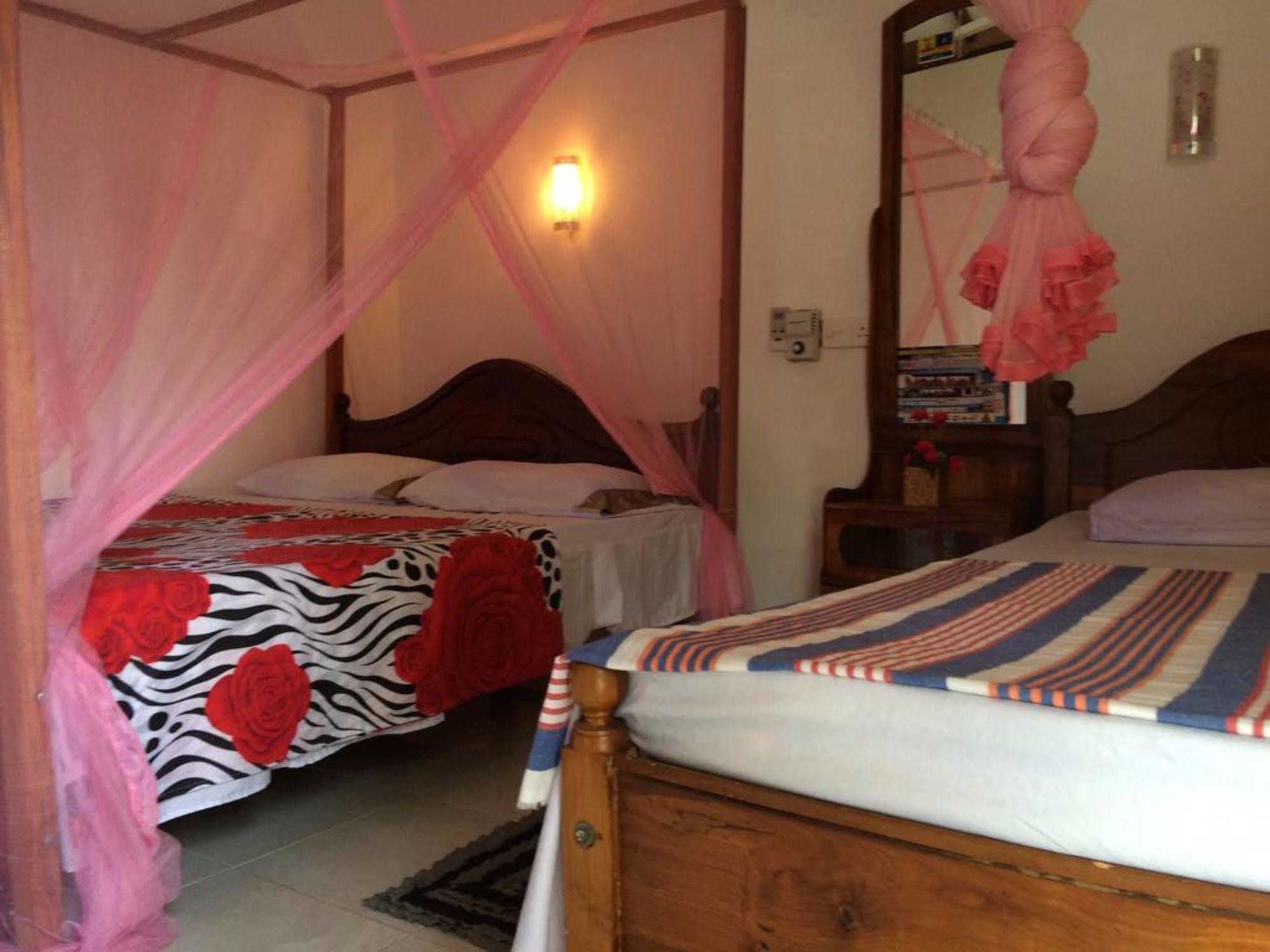 Sun Rest Mirissa Hotel Banduramulla ภายนอก รูปภาพ