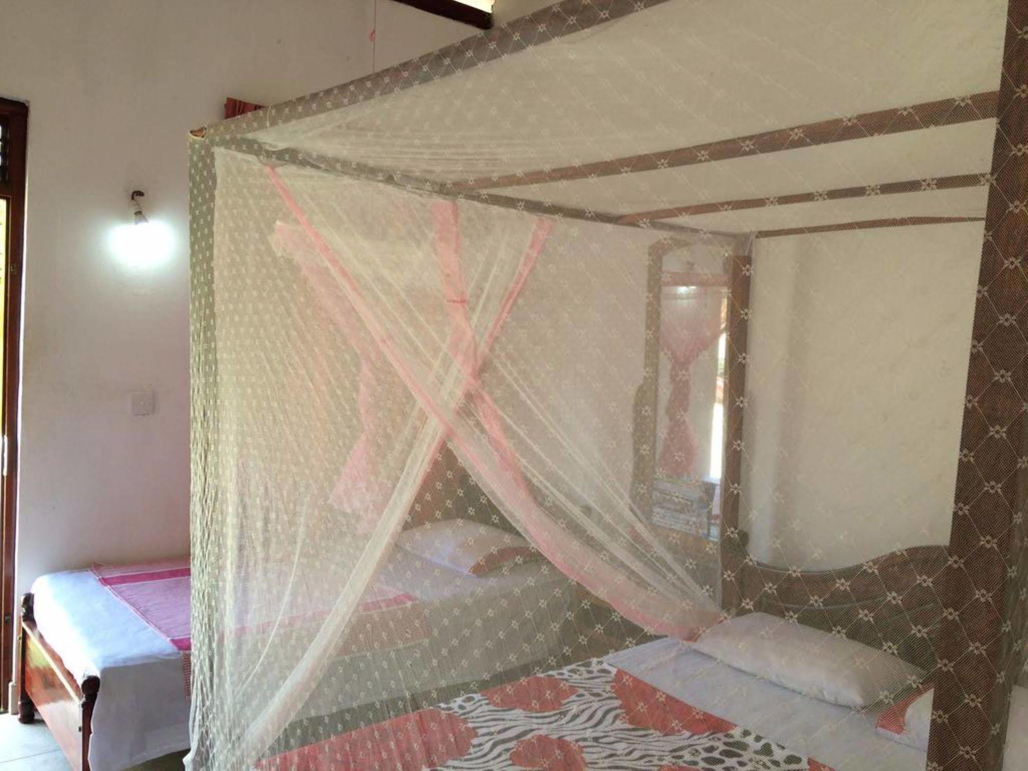 Sun Rest Mirissa Hotel Banduramulla ภายนอก รูปภาพ